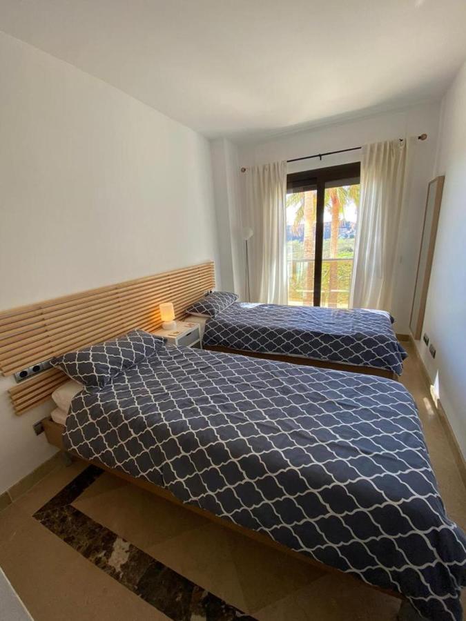 Marina Del Castillo, Duquesa Beachfront Apartment Manilva Eksteriør bilde